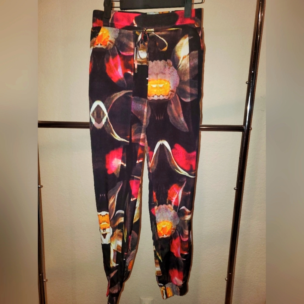 TED BAKER Ameena Floral Jogger Black Size 0 XS